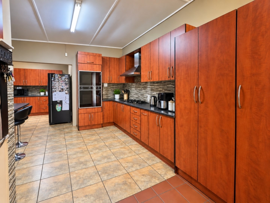 5 Bedroom Property for Sale in Sasolburg Ext 23 Free State